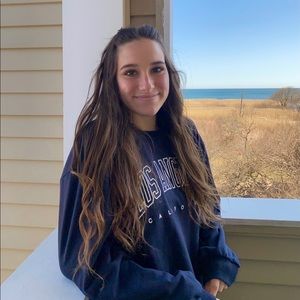 Meet your Posher, Isabelle